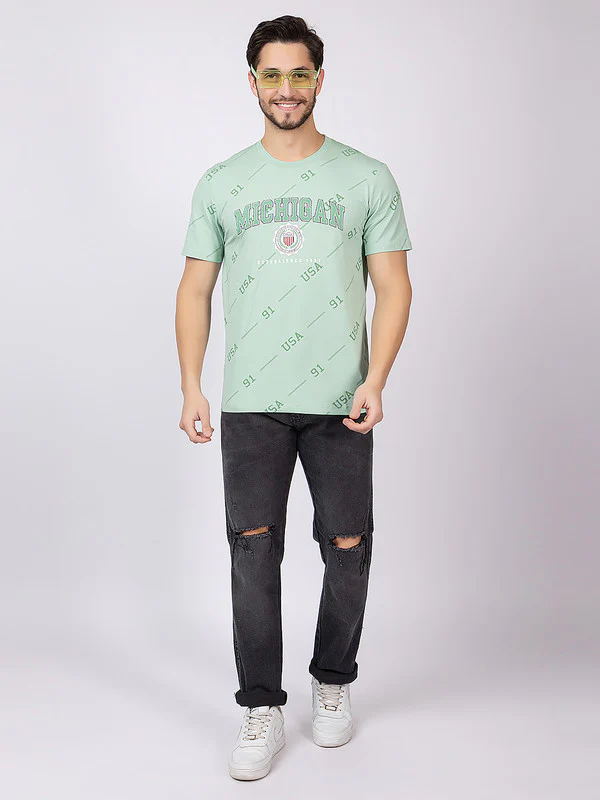 Men's 'Michigan' Roundneck T-Shirt - Image 6