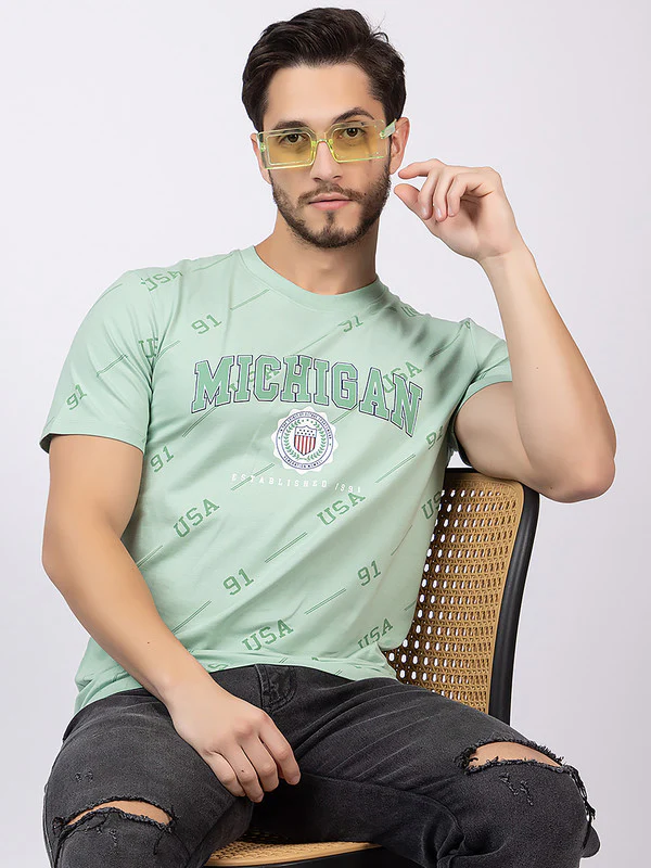 Men's 'Michigan' Roundneck T-Shirt - Image 7