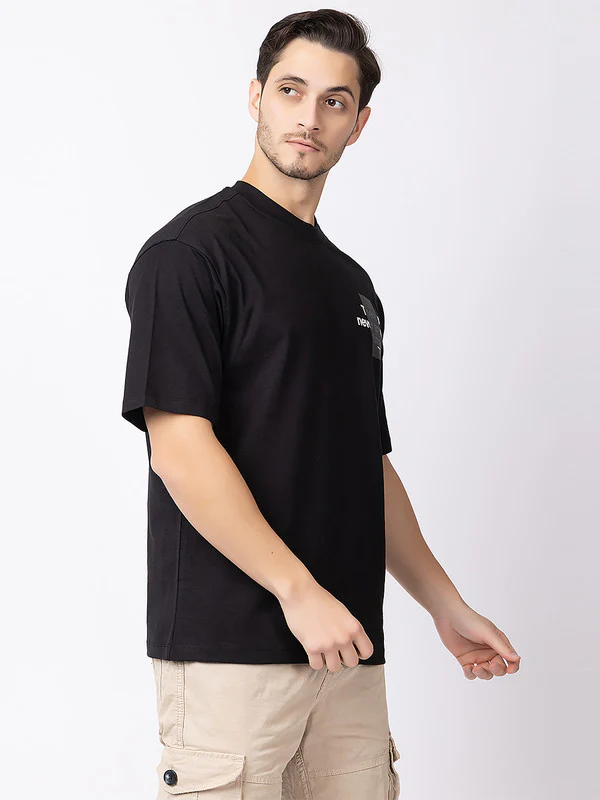 Men's Graphic Roundneck T-Shirt - Image 3