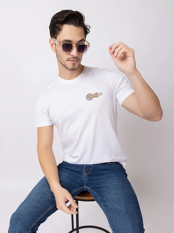 Men's Elegant Roundneck T-Shirt - Image 6