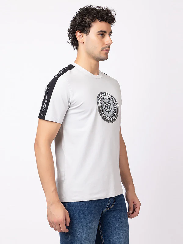 Men's Graphic Roundneck T-Shirt - Image 3