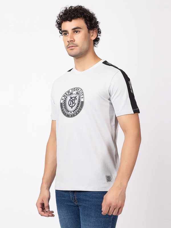 Men's Graphic Roundneck T-Shirt - Image 4