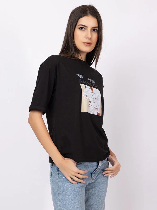 Women's Graphic Round-neck T-shirt - Image 4