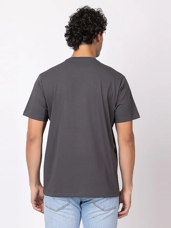 Men's Graphic Roundneck T-Shirt - Image 2