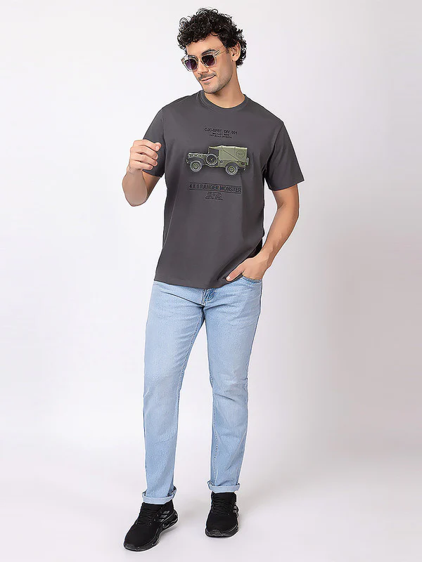 Men's Graphic Roundneck T-Shirt - Image 7