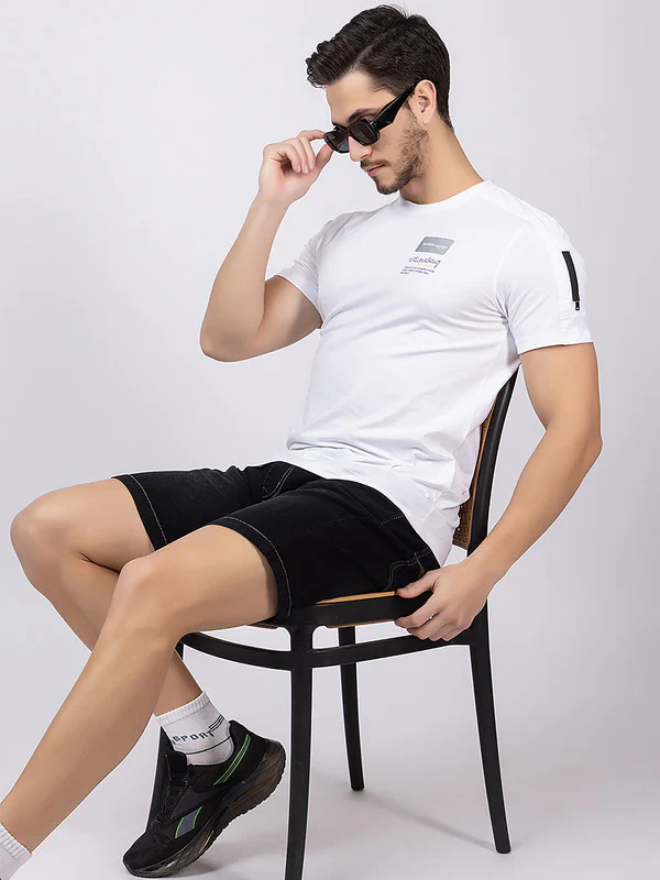 Men's Classic Roundneck T-Shirt - Image 8