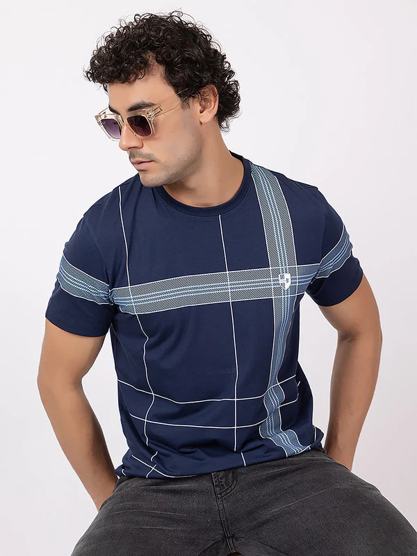 Men's Criss-Cross Print Roundneck - Image 21