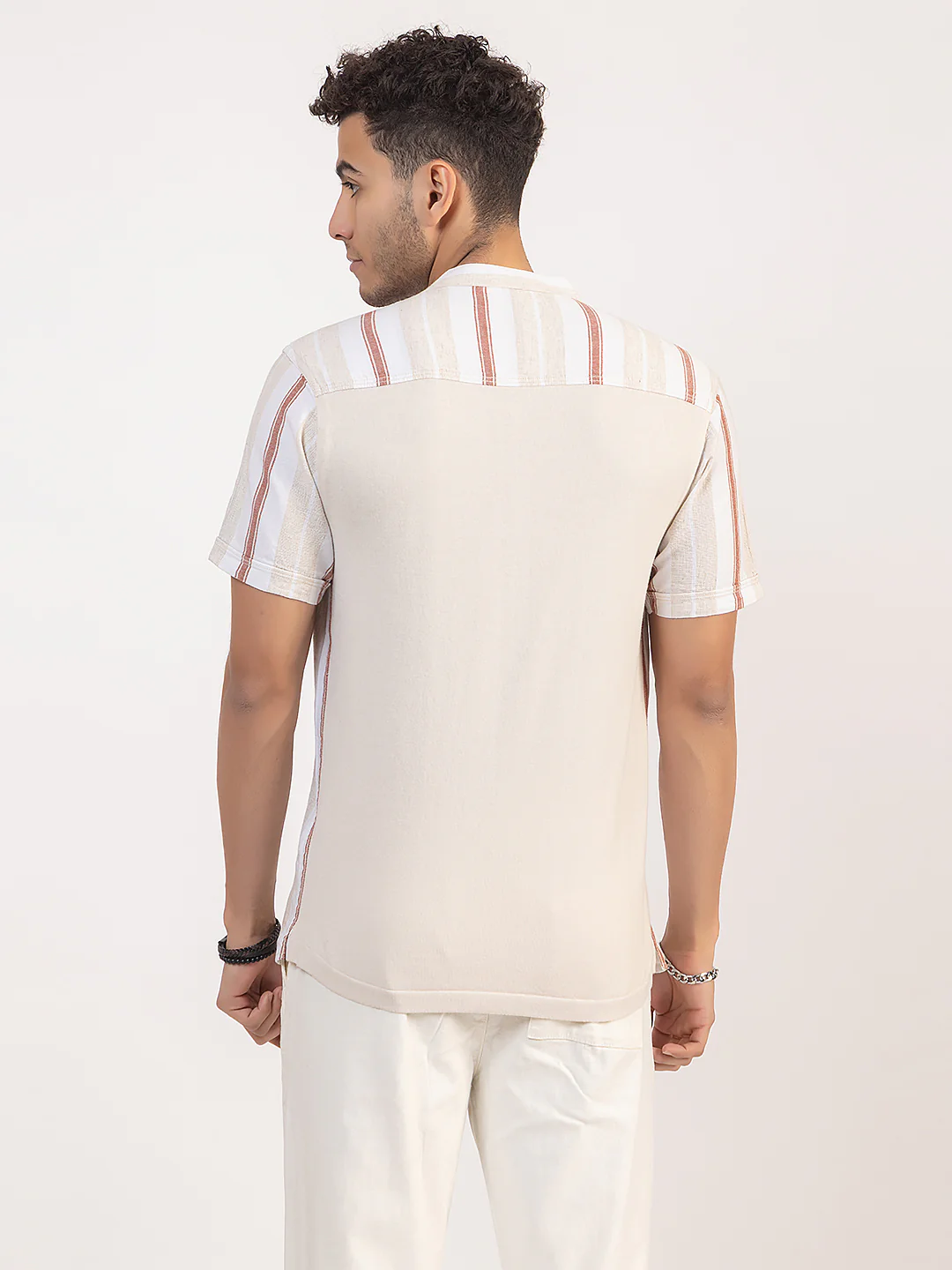 Classic Fit Short Kurta - Image 2
