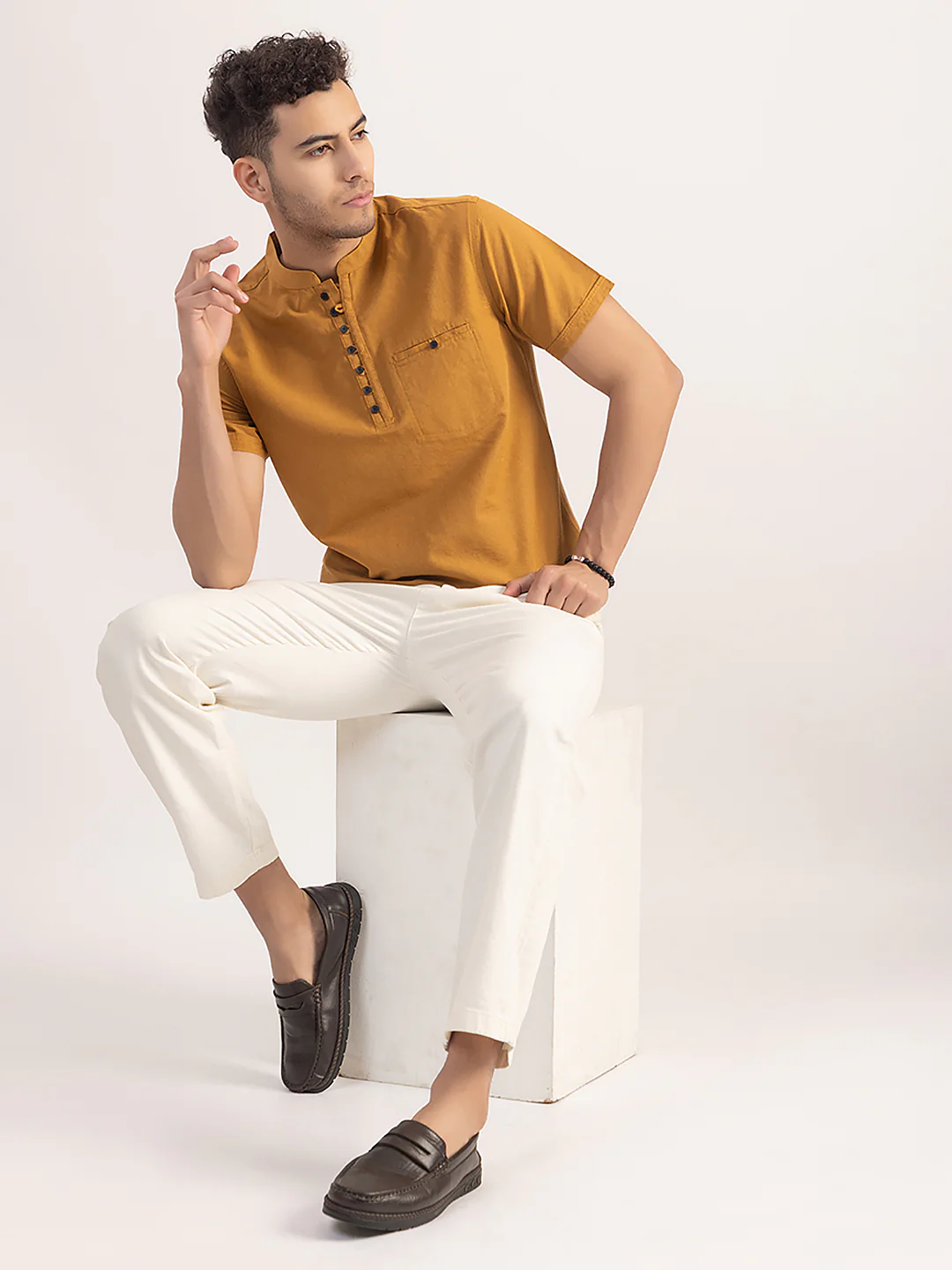 Regular Fit Short Kurta - Image 8