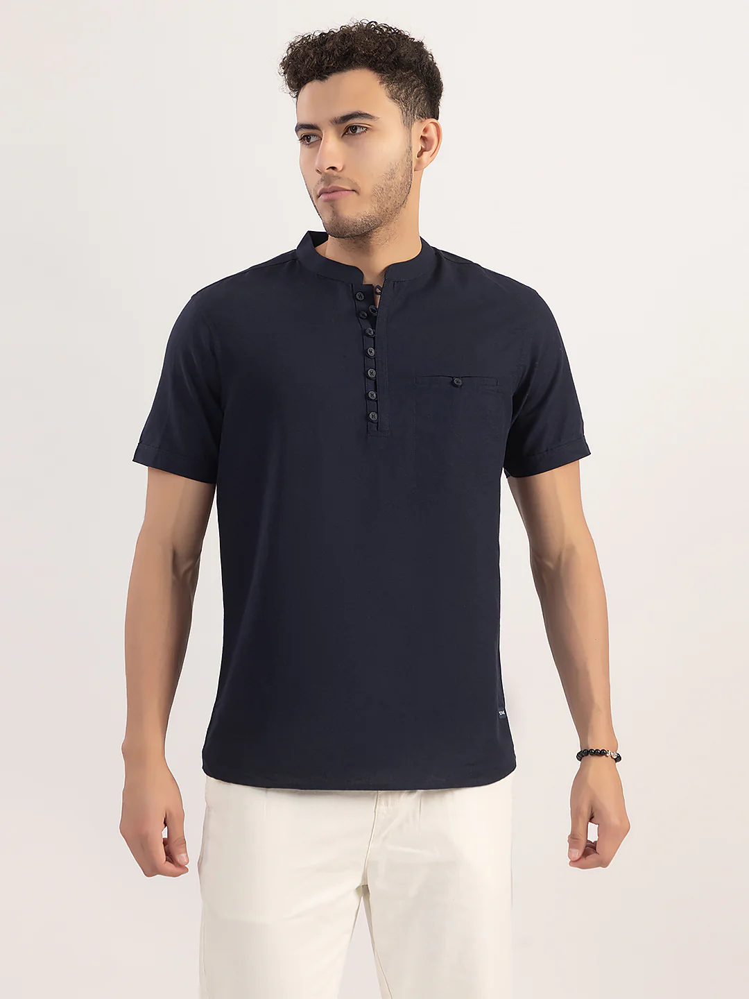 Lightweight Short Kurta - Image 3