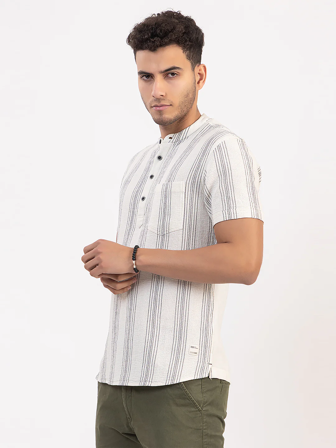 Trend Fit Short Kurta - Image 4