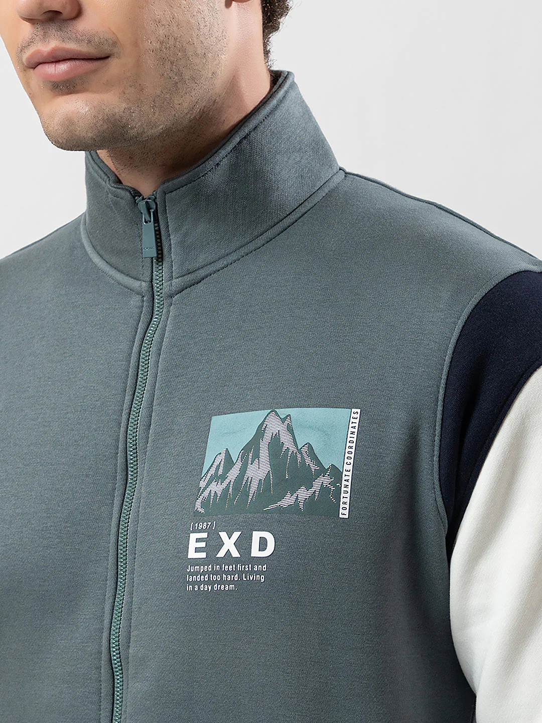 Men's High-Neck Zipper Sweatshirt - Image 5