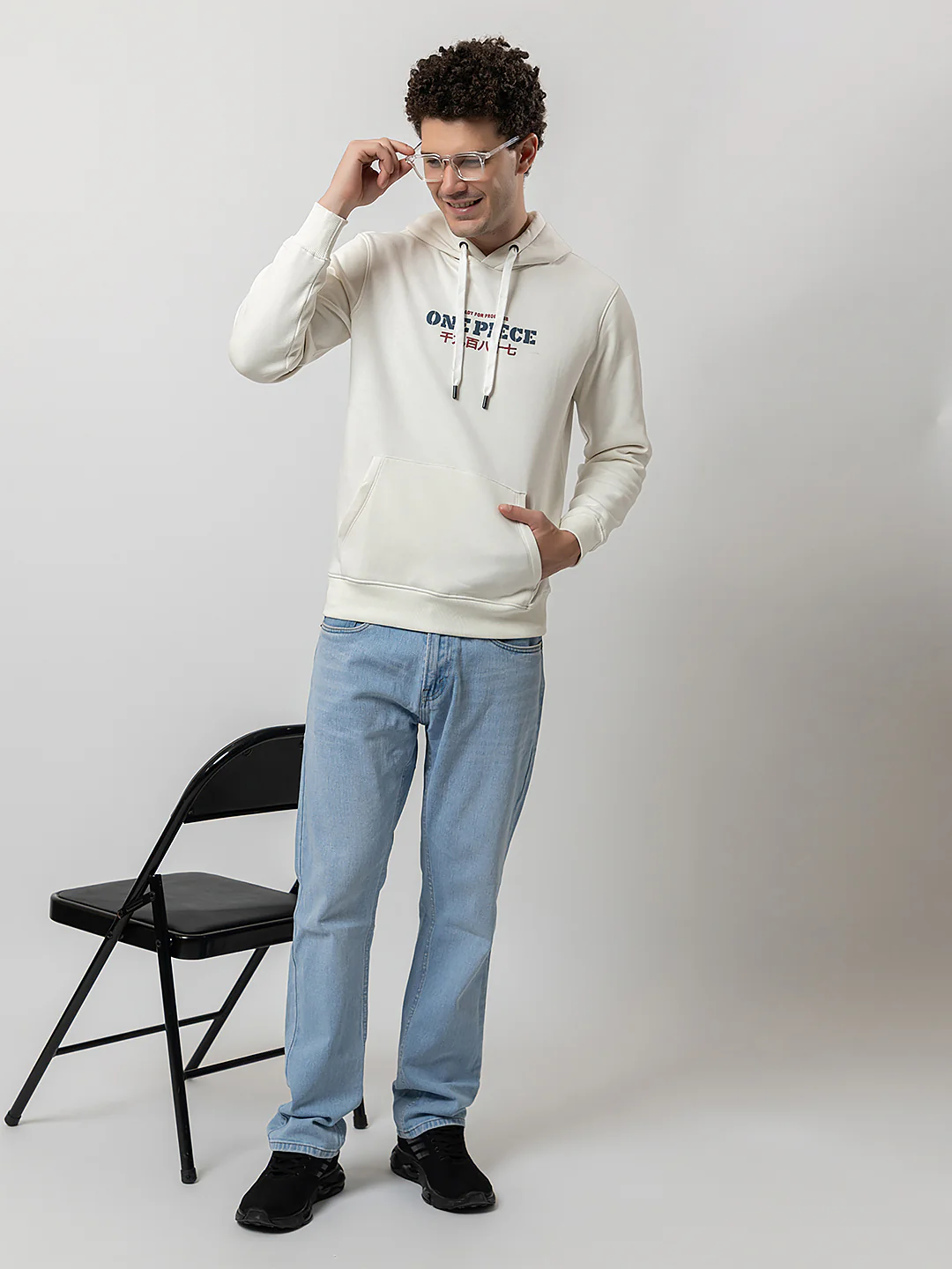 Men's Signature Sweatshirt - Image 7