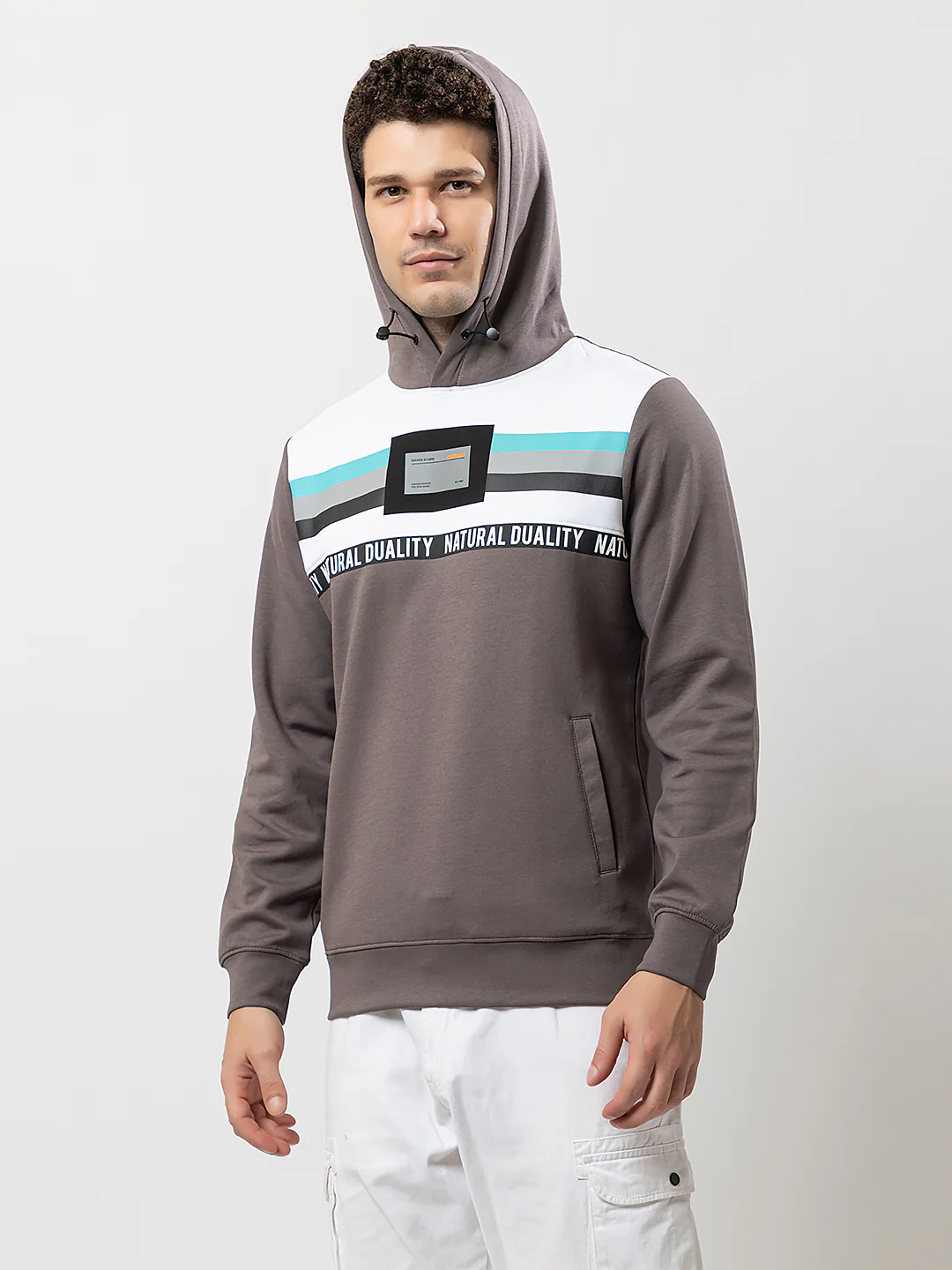 Men's Signature Sweatshirt - Image 9