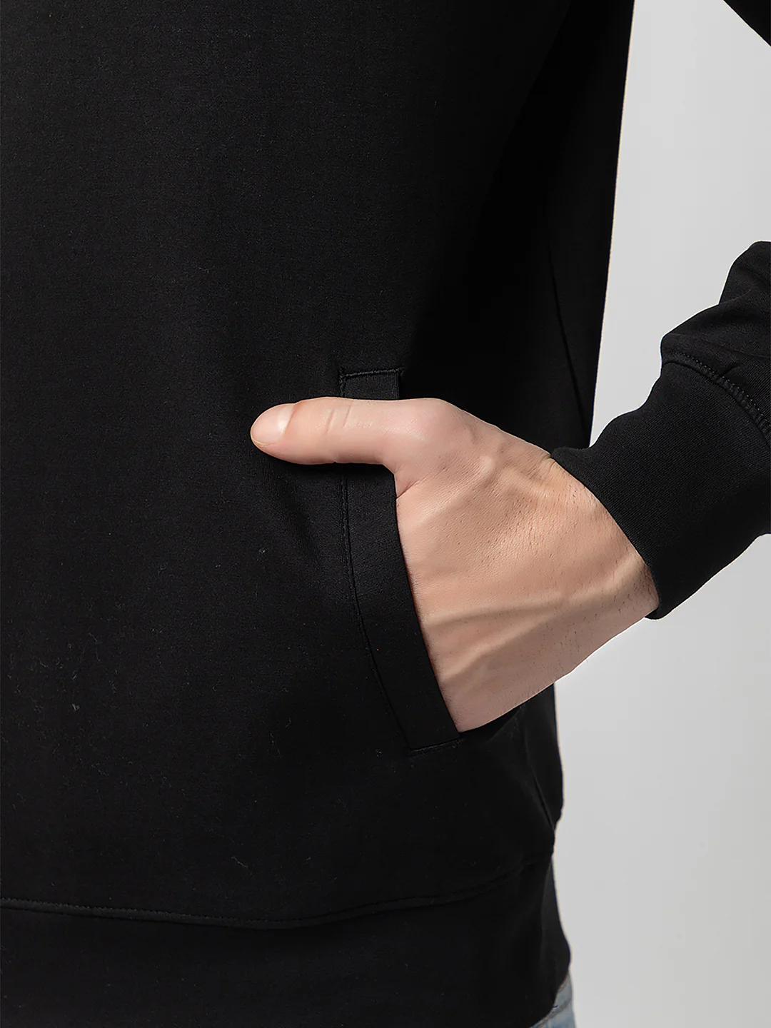 Men's Signature Sweatshirt - Image 5