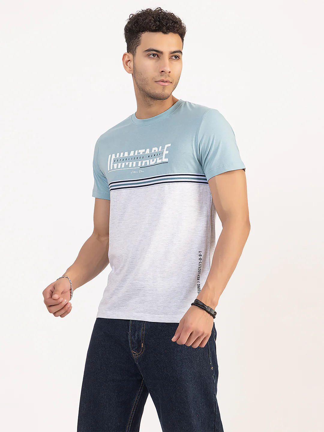 Men’s Signature T-Shirt - Image 4