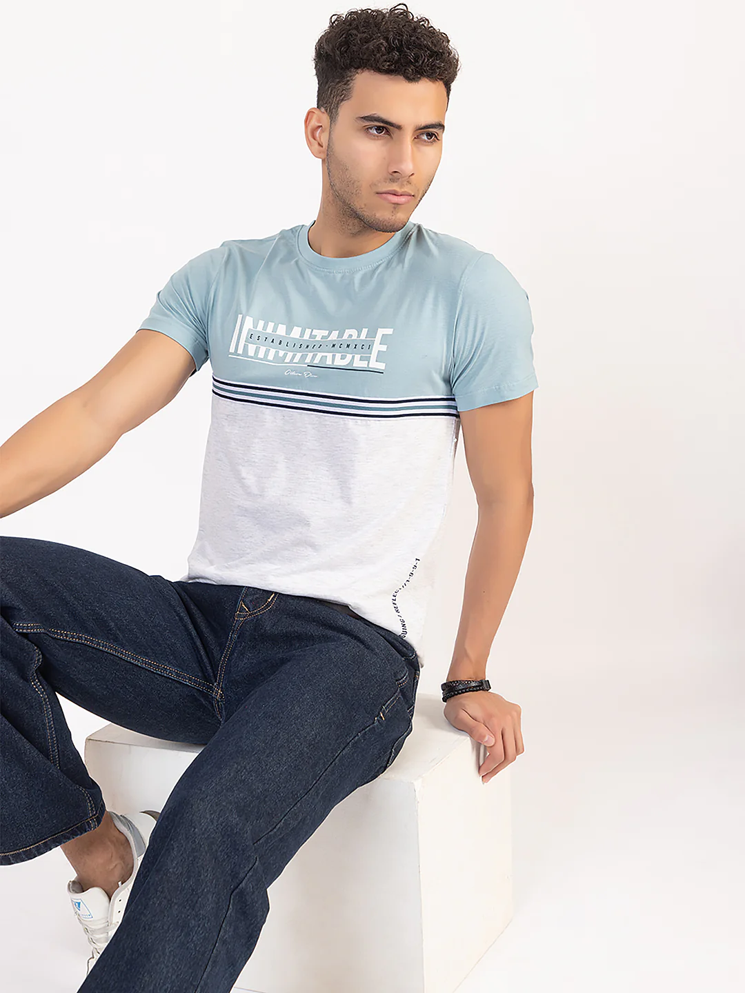 Men’s Signature T-Shirt - Image 8