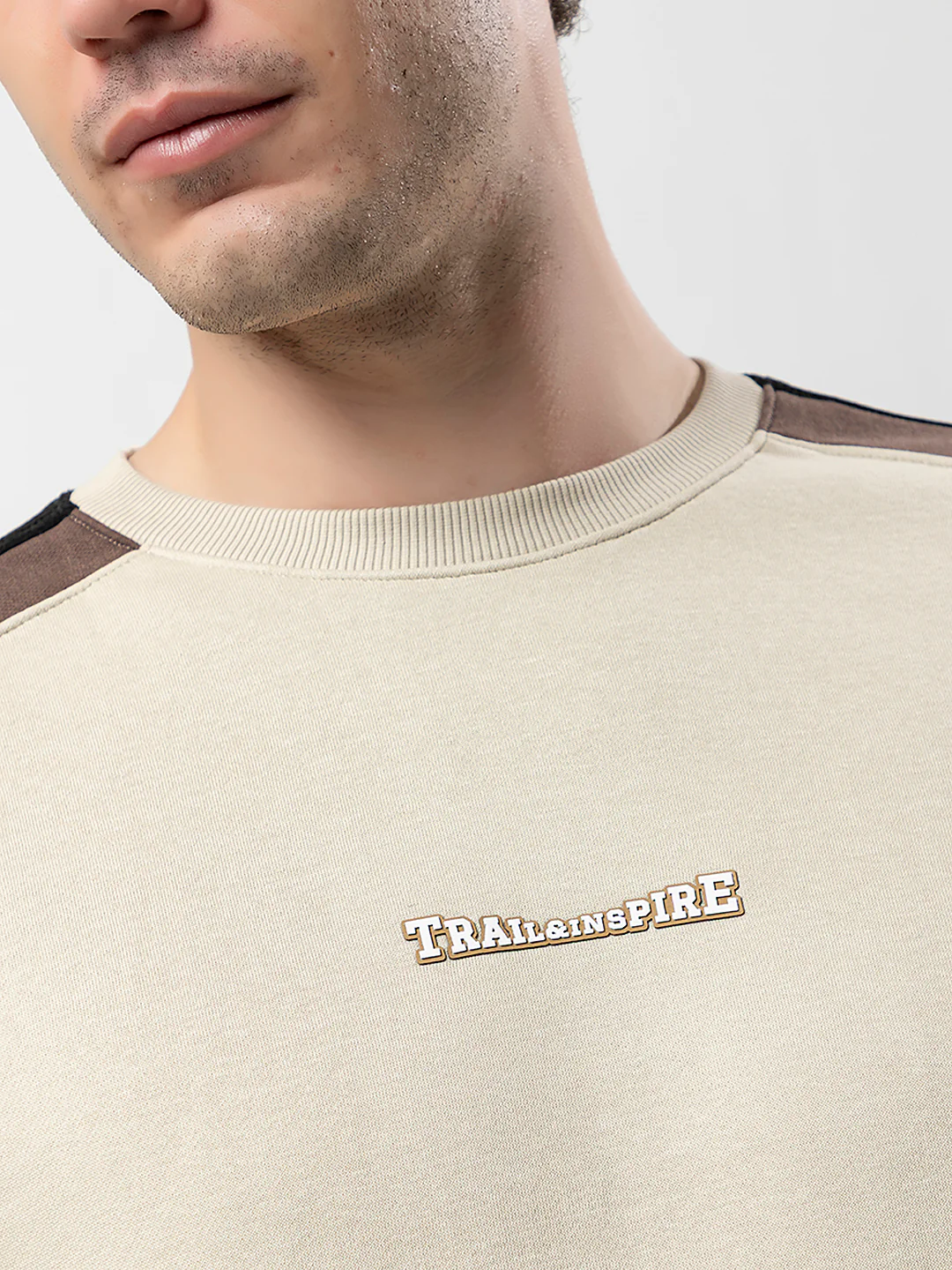 Men's Smart Sweatshirt - Image 6