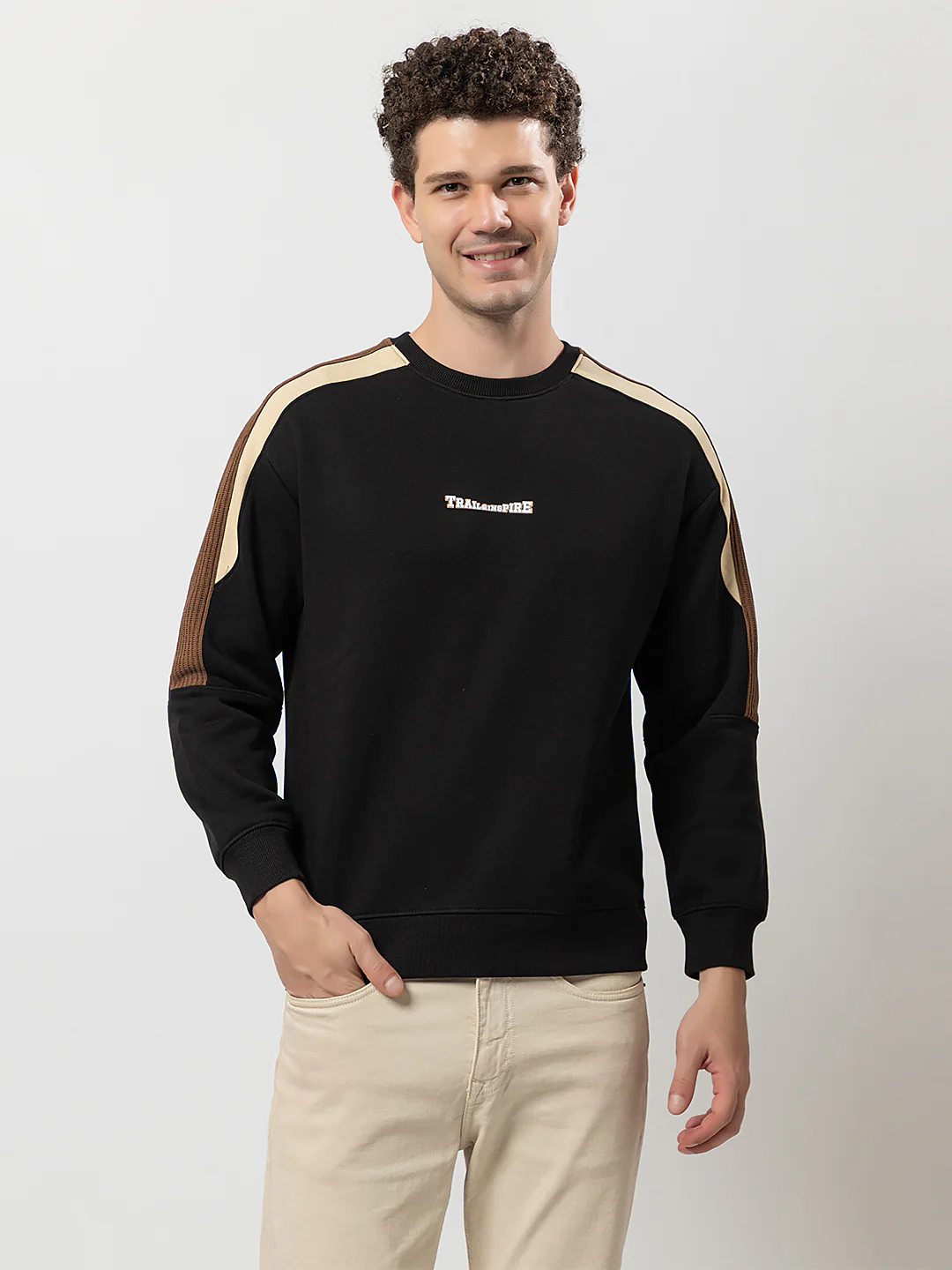Men's Smart Sweatshirt - Image 4