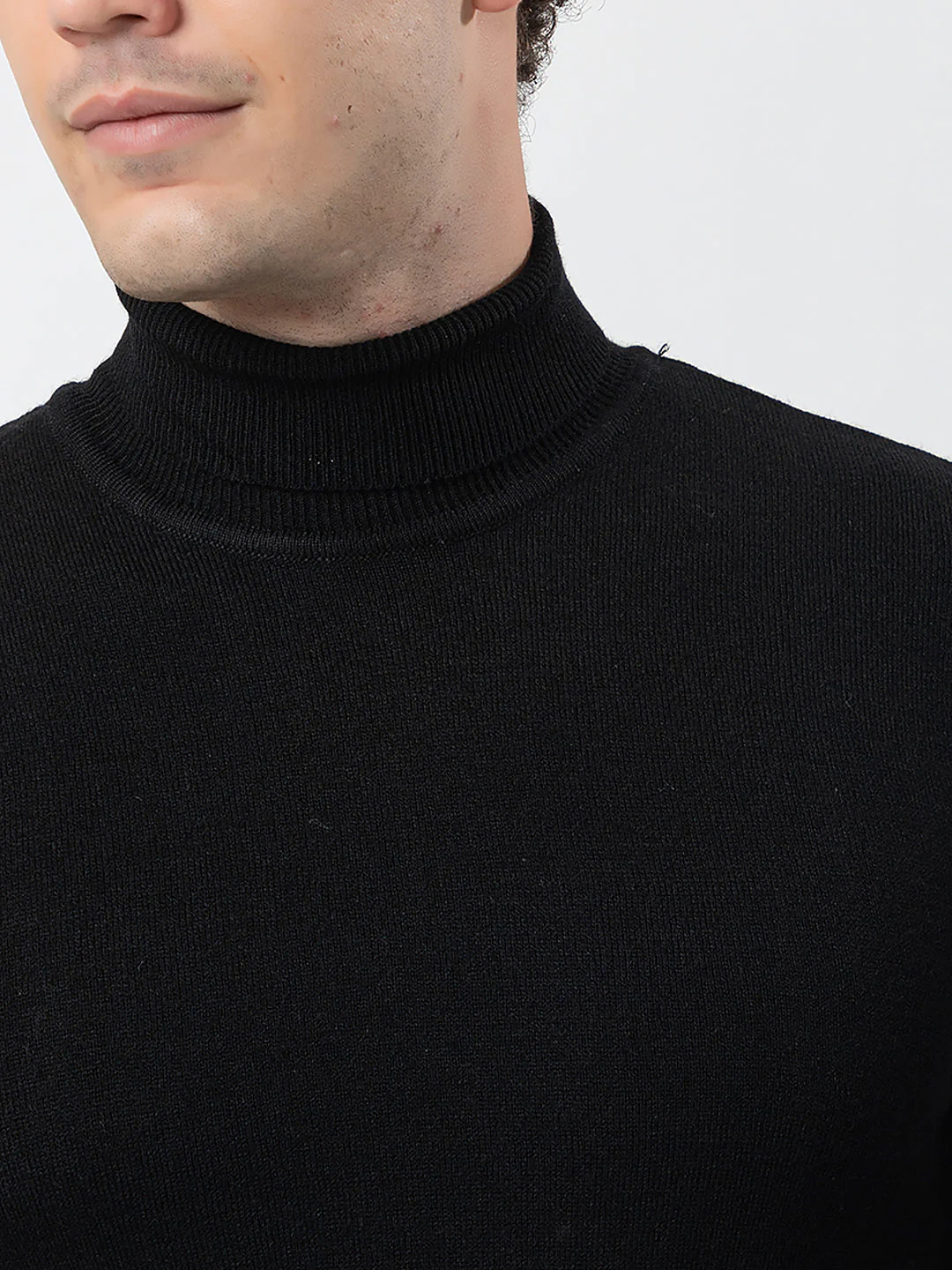 Men’s Stylish Winter Sweater - Image 5