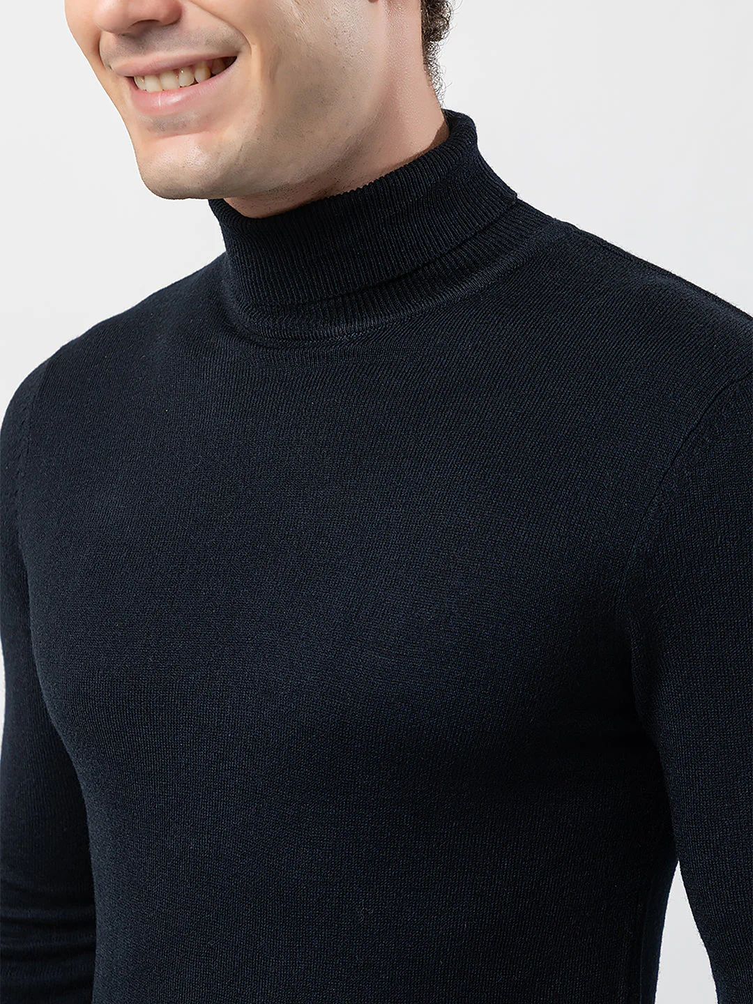 Men’s Stylish Winter Sweater - Image 6