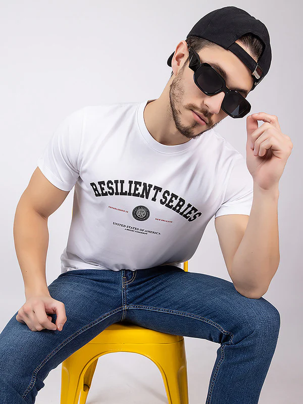 Men's Graphic Roundneck T-Shirt - Image 7