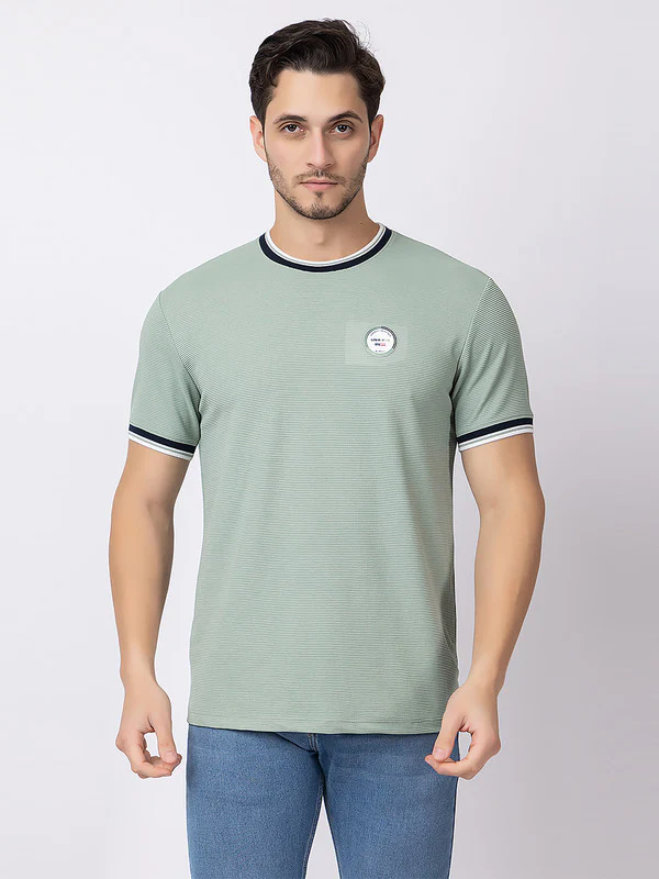 Men's Classic Roundneck T-Shirt