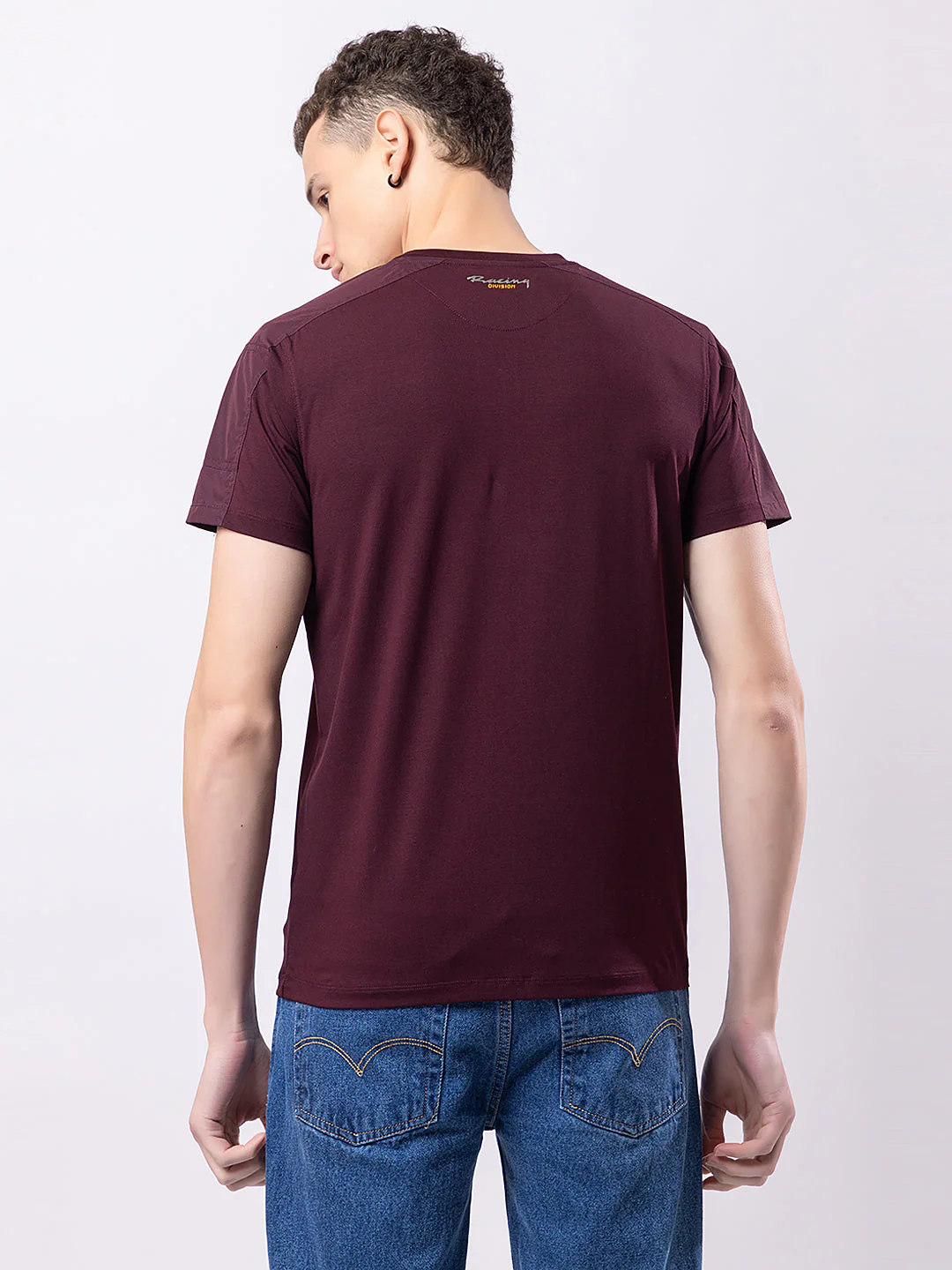 Men's Chest-print Sleek T-shirt - Image 2