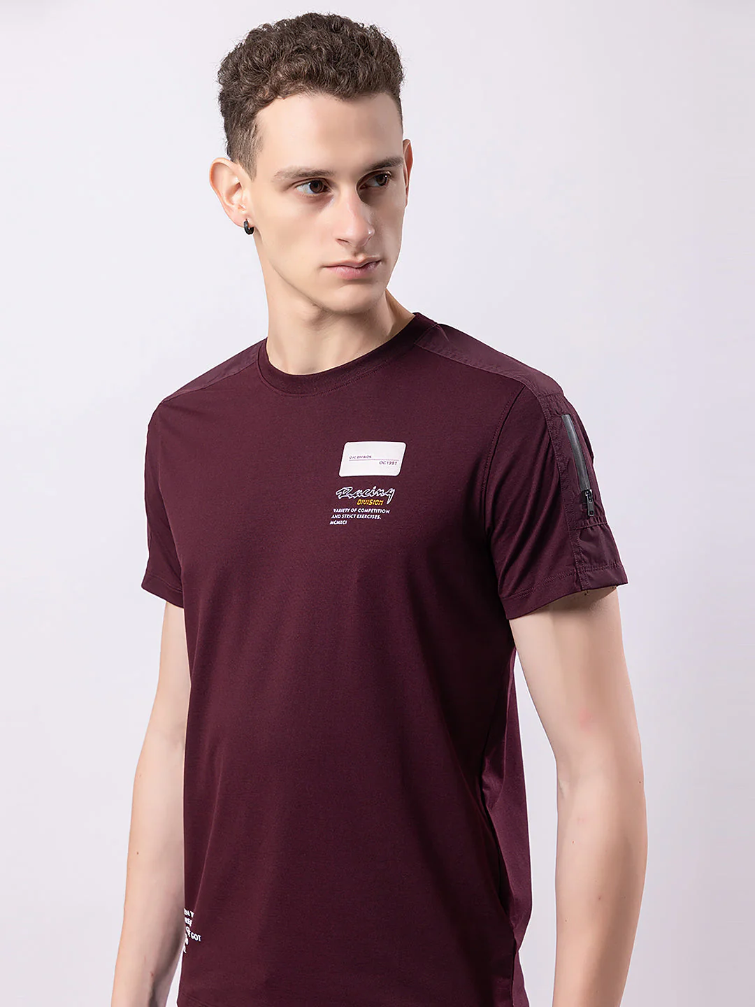 Men's Chest-print Sleek T-shirt - Image 3