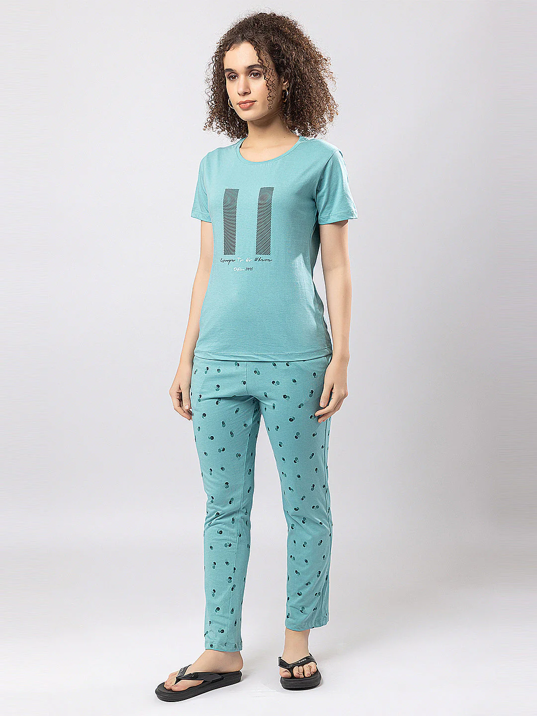 Round Neck tshirt and Check Printed Lower - Image 11
