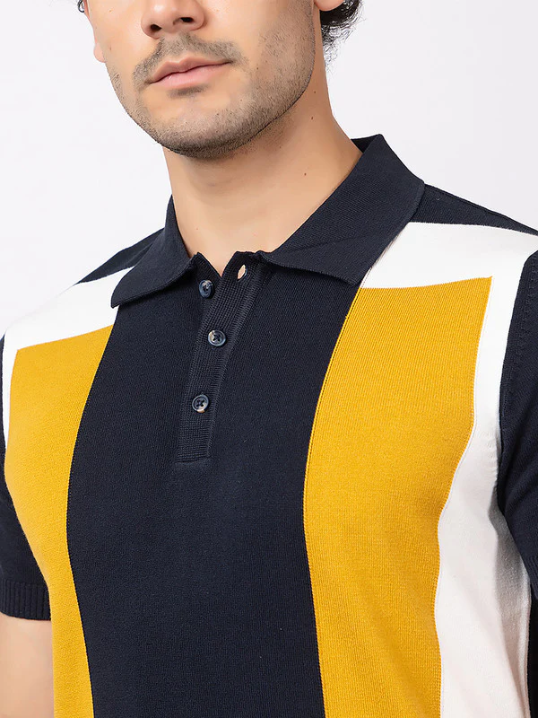 Vertical Patterned Classic Polo - Image 5