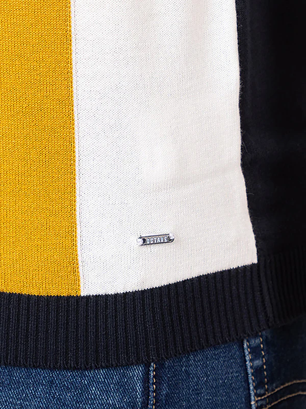 Vertical Patterned Classic Polo - Image 6