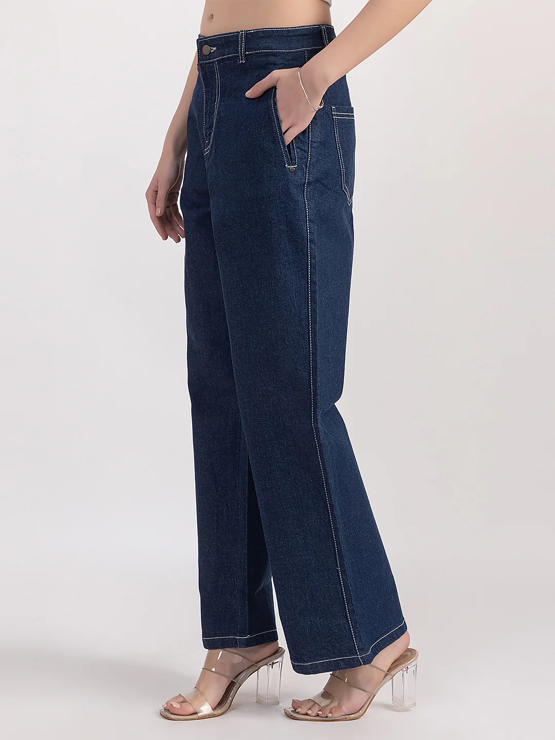 Women’s Basic Jeans - Image 3