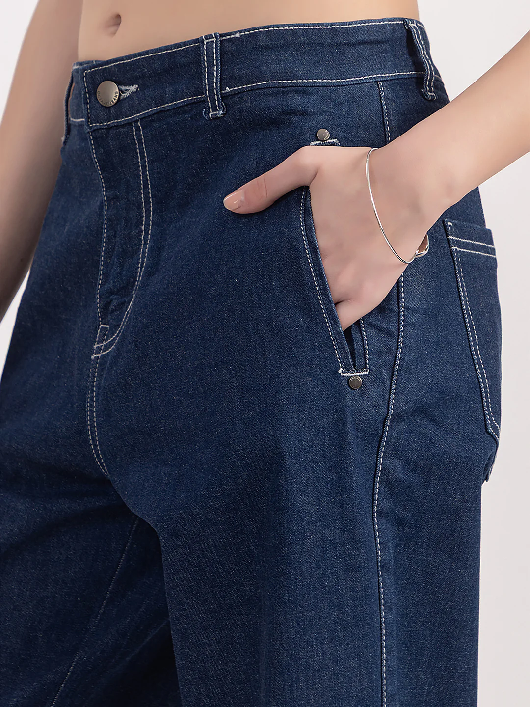 Women’s Basic Jeans - Image 6