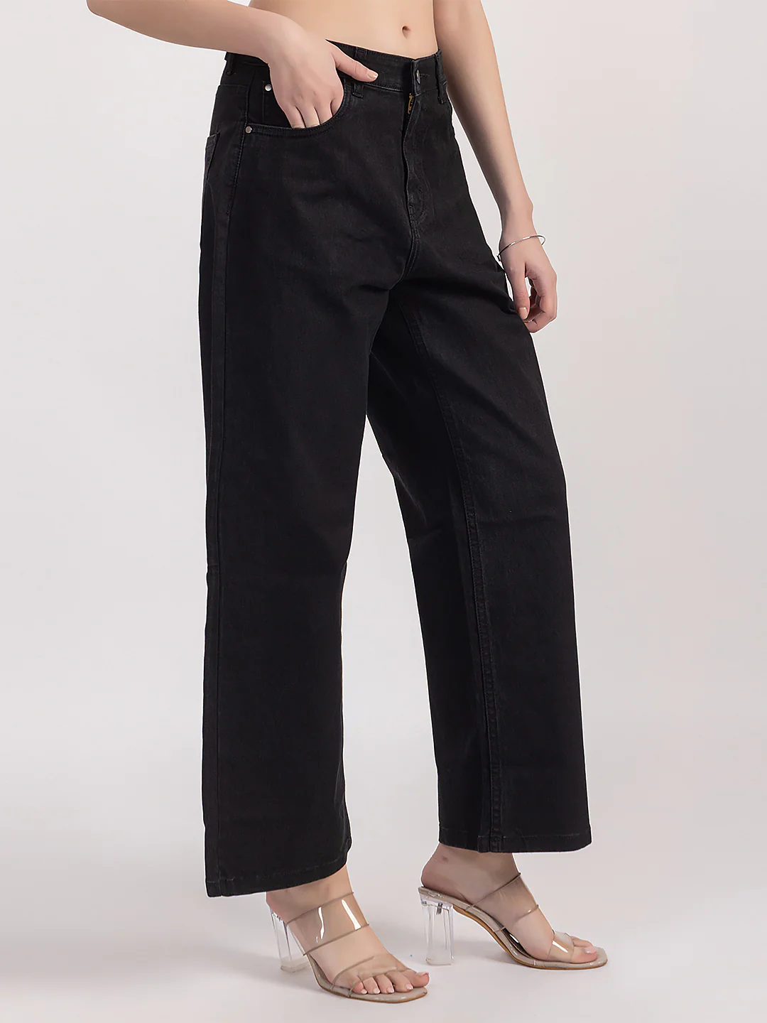 Women’s Basic Jeans - Image 5