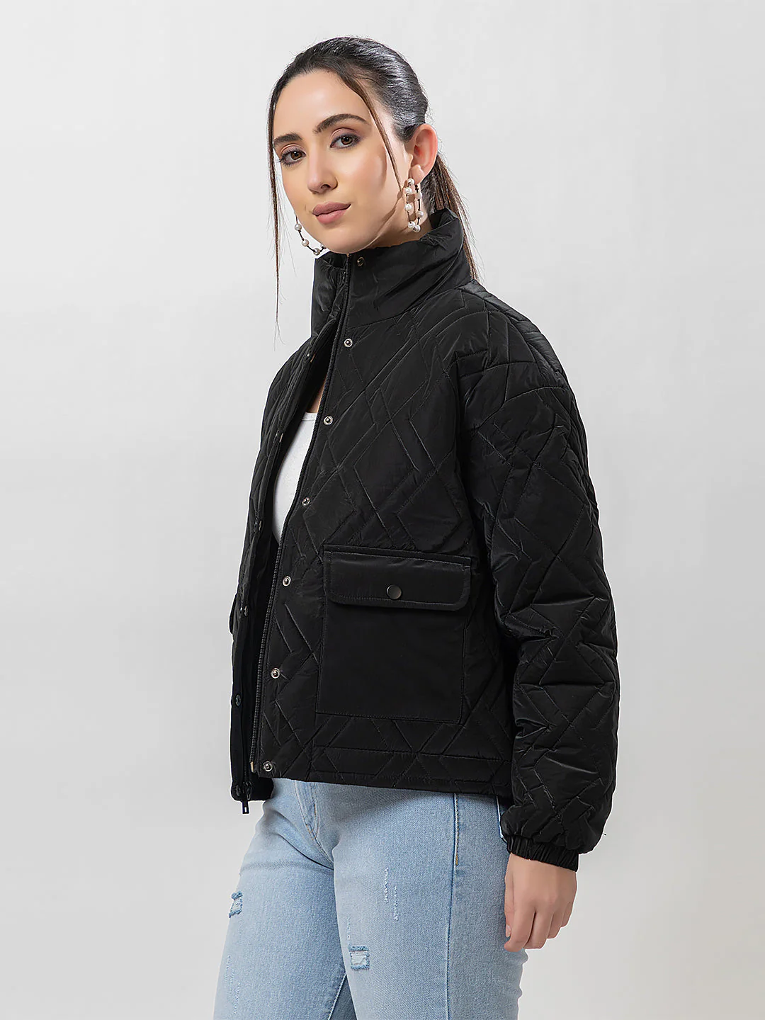 Women's Quilted Button-up Jacket - Image 4