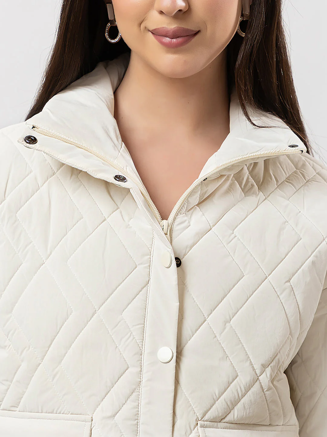 Women's Quilted Button-up Jacket - Image 3
