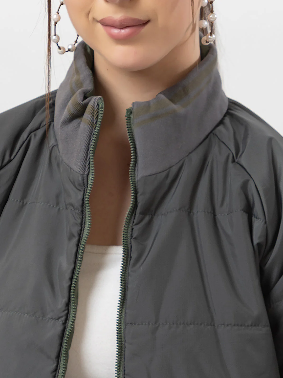 Women's Quilted Zipper Jacket - Image 5