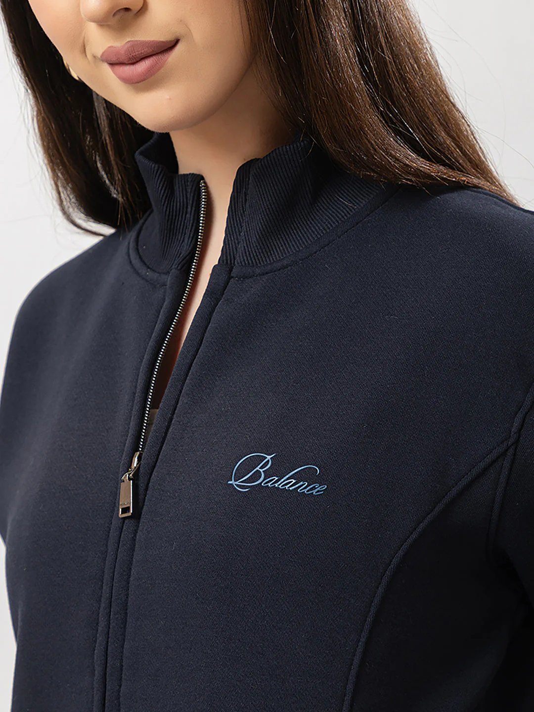 Women's Solid Zipper Sweatshirt - Image 4
