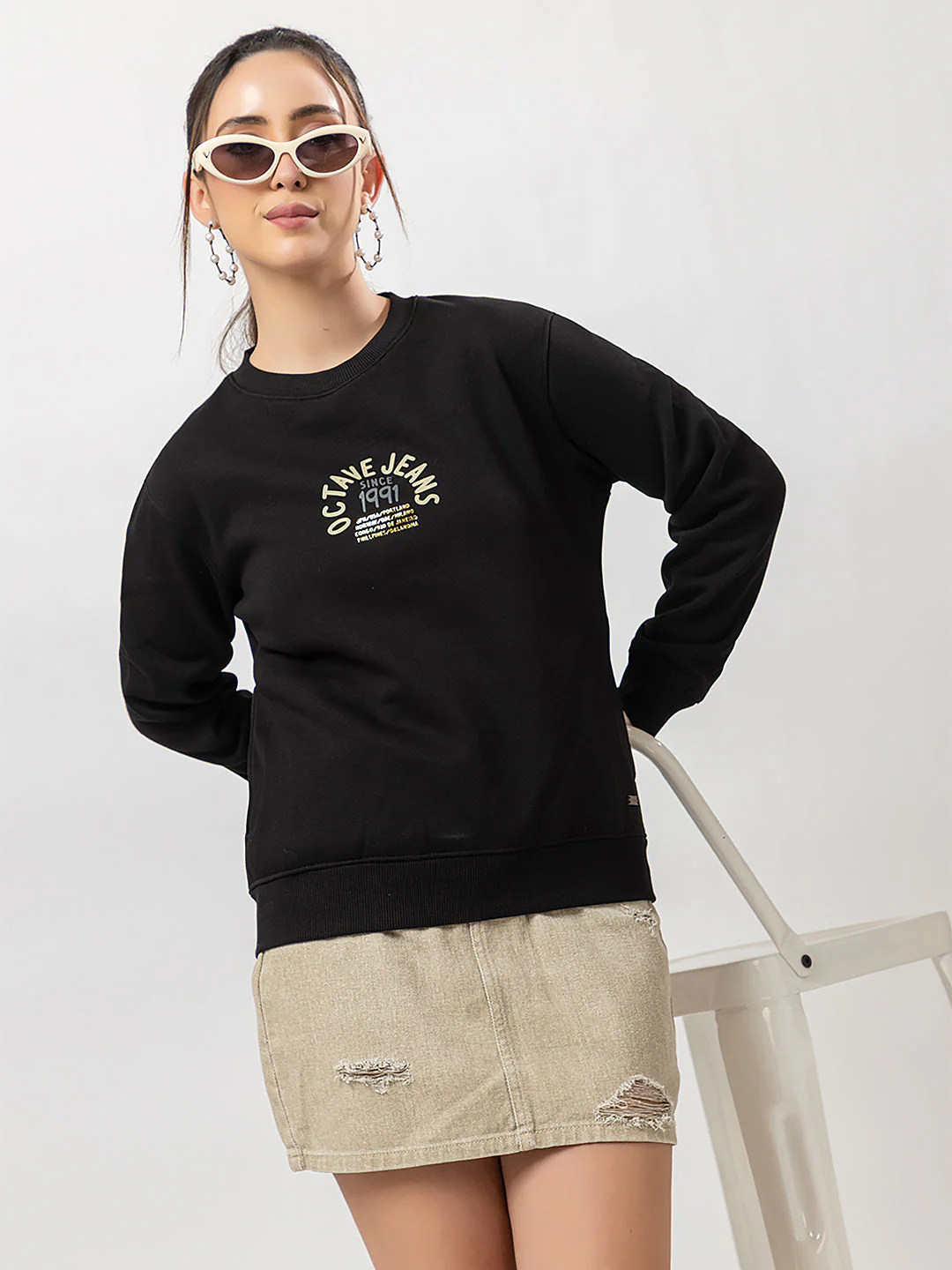 Women's Graphic Crew-Neck Sweatshirt - Image 3