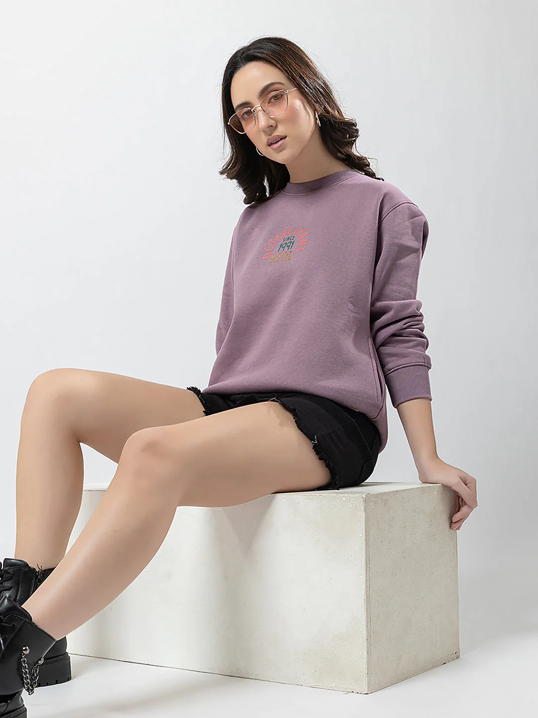 Women's Graphic Crew-Neck Sweatshirt - Image 6