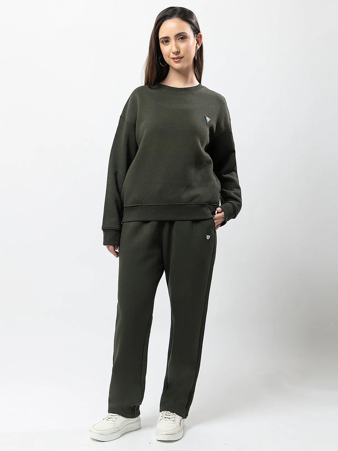 Women's Solid Full Sweatshirt - Image 4