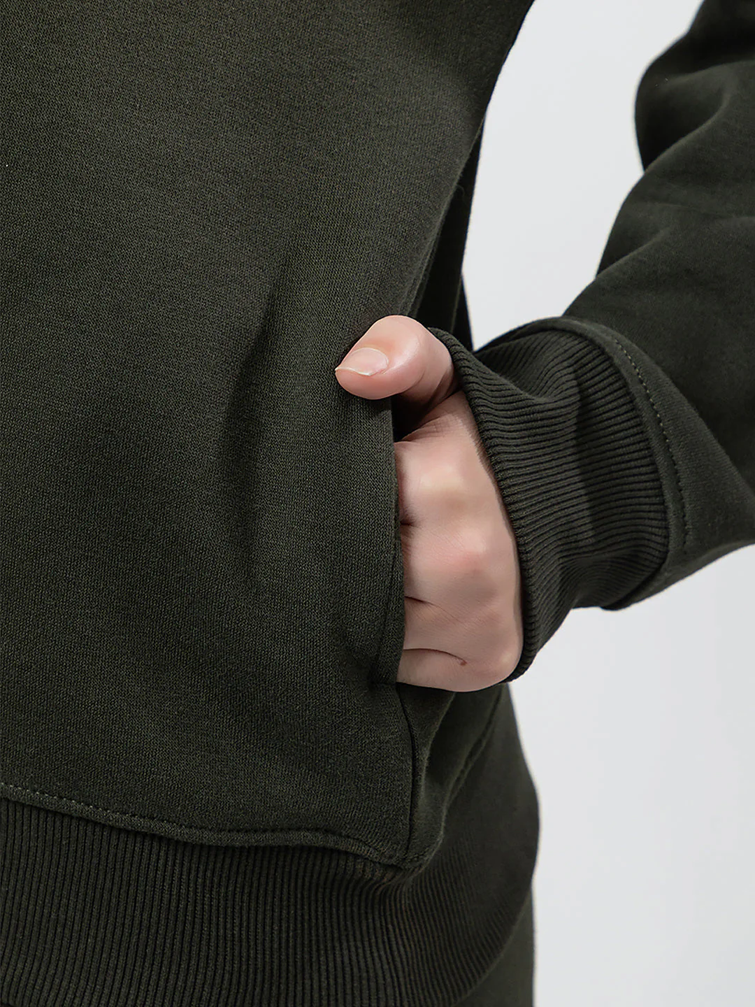 Women's Solid Full Sweatshirt - Image 6