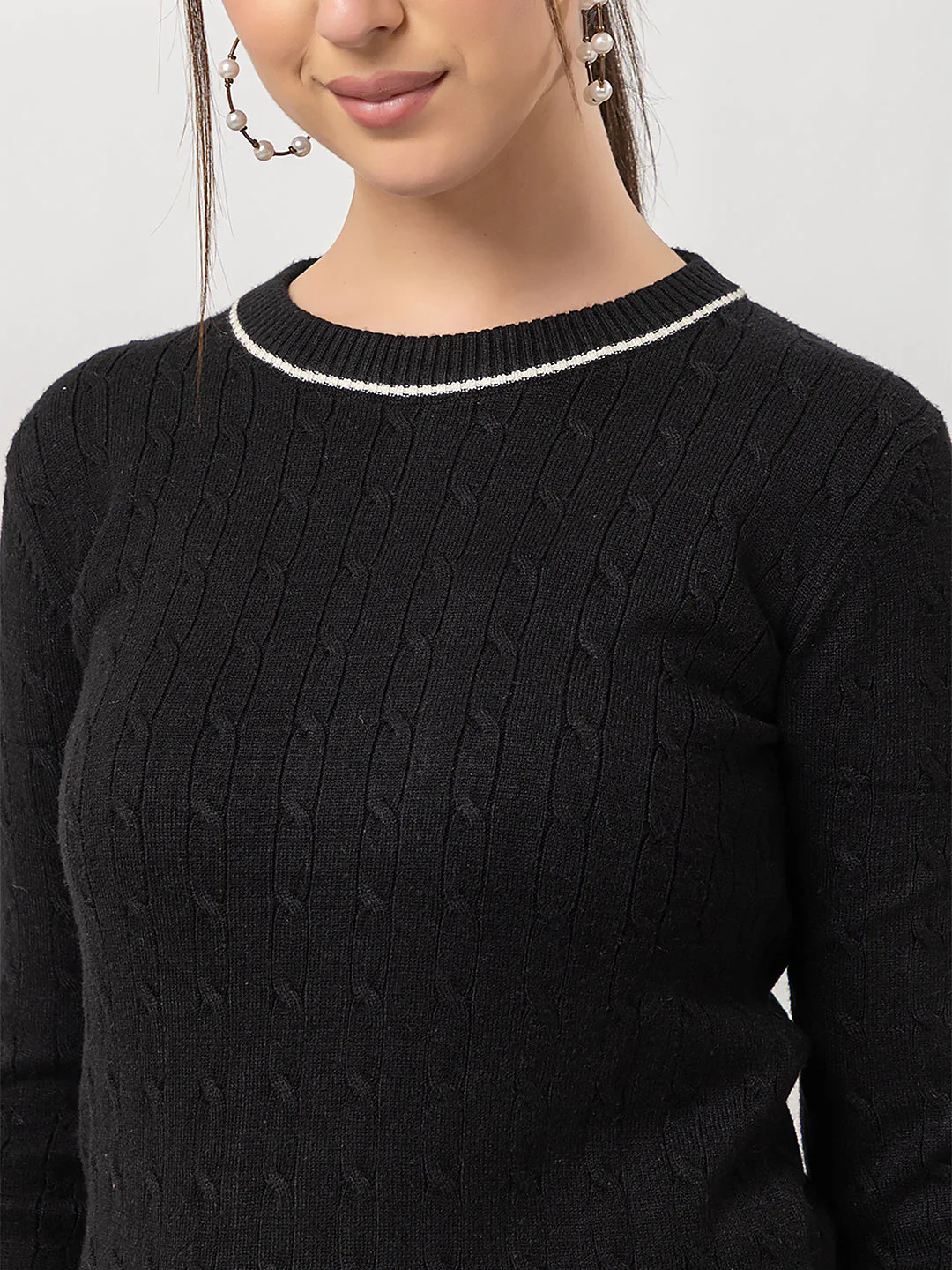Women's Cable-Knit Solid Sweater - Image 5