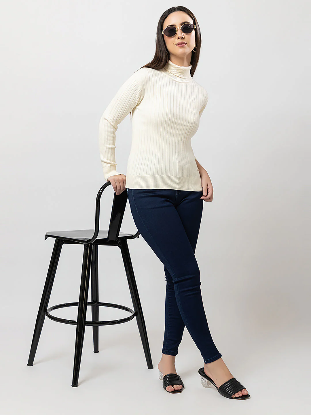 Women's Cable-Knit Solid Sweater - Image 6