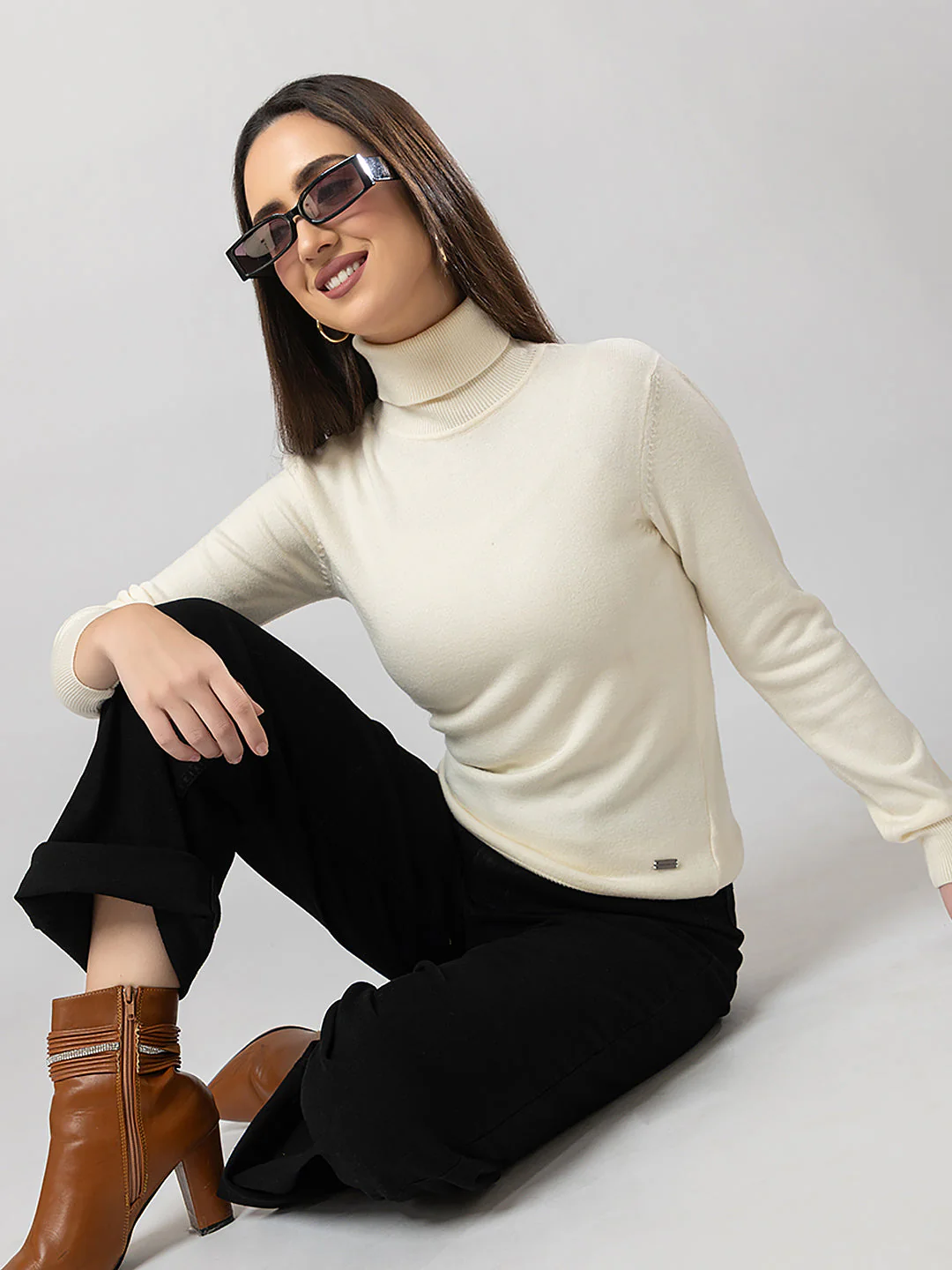 Women's High-Neck Plain Sweater - Image 7
