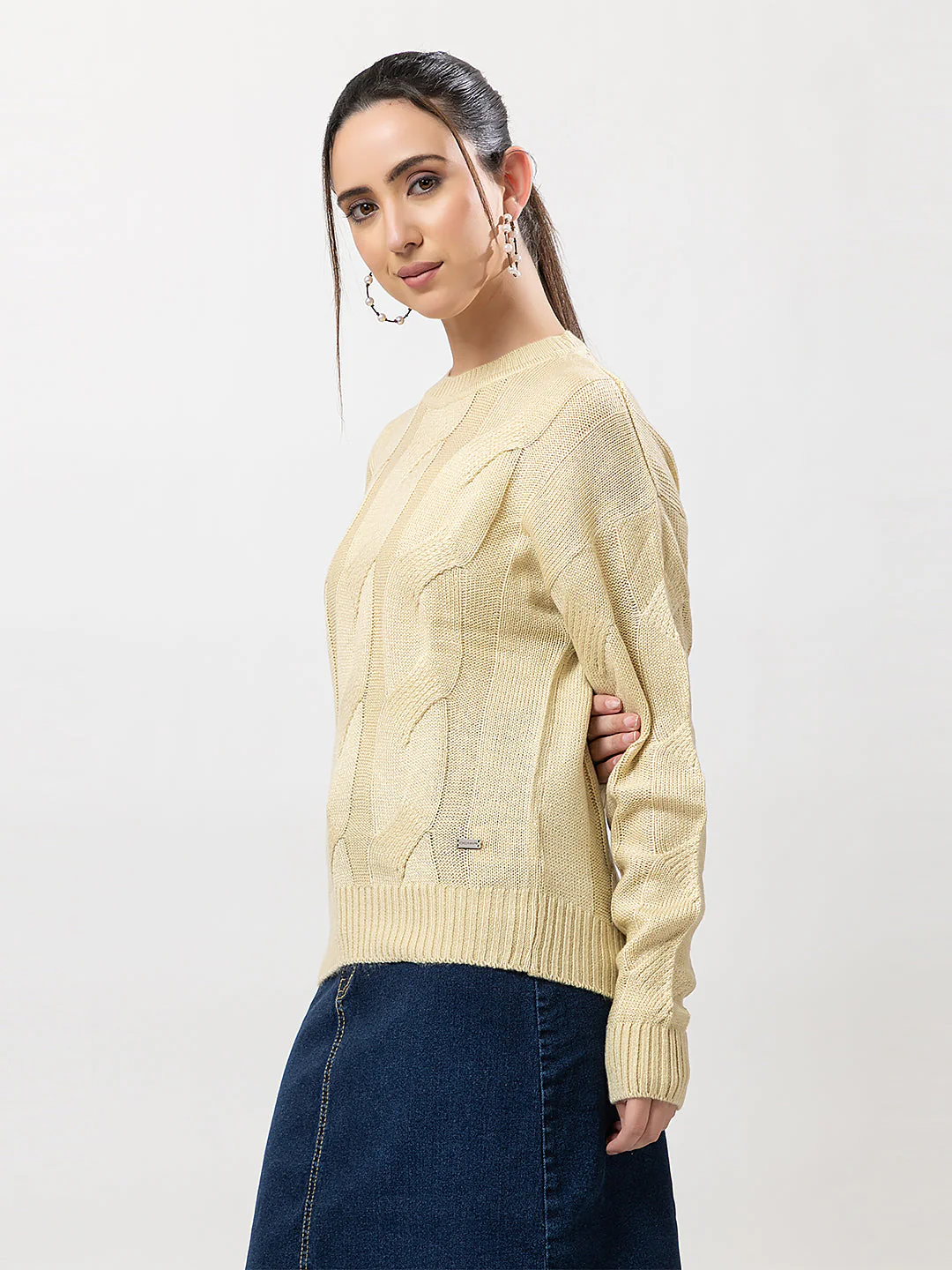 Women's Cozy Cable-Knit Sweater