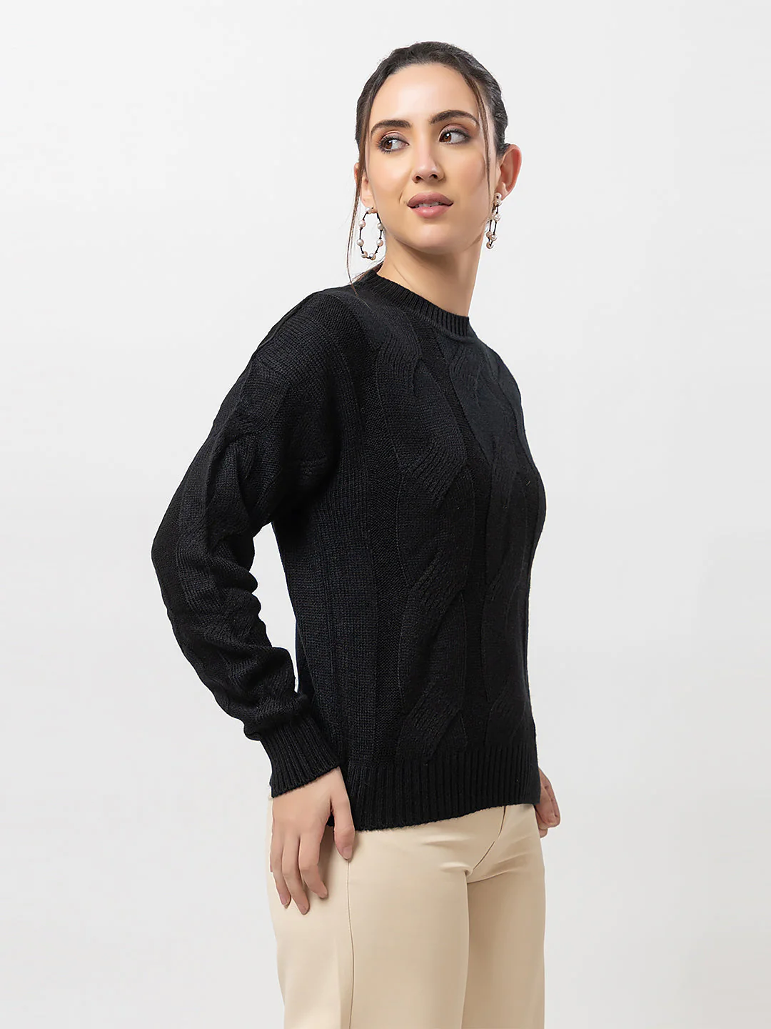 Women's Cozy Cable-Knit Sweater - Image 2