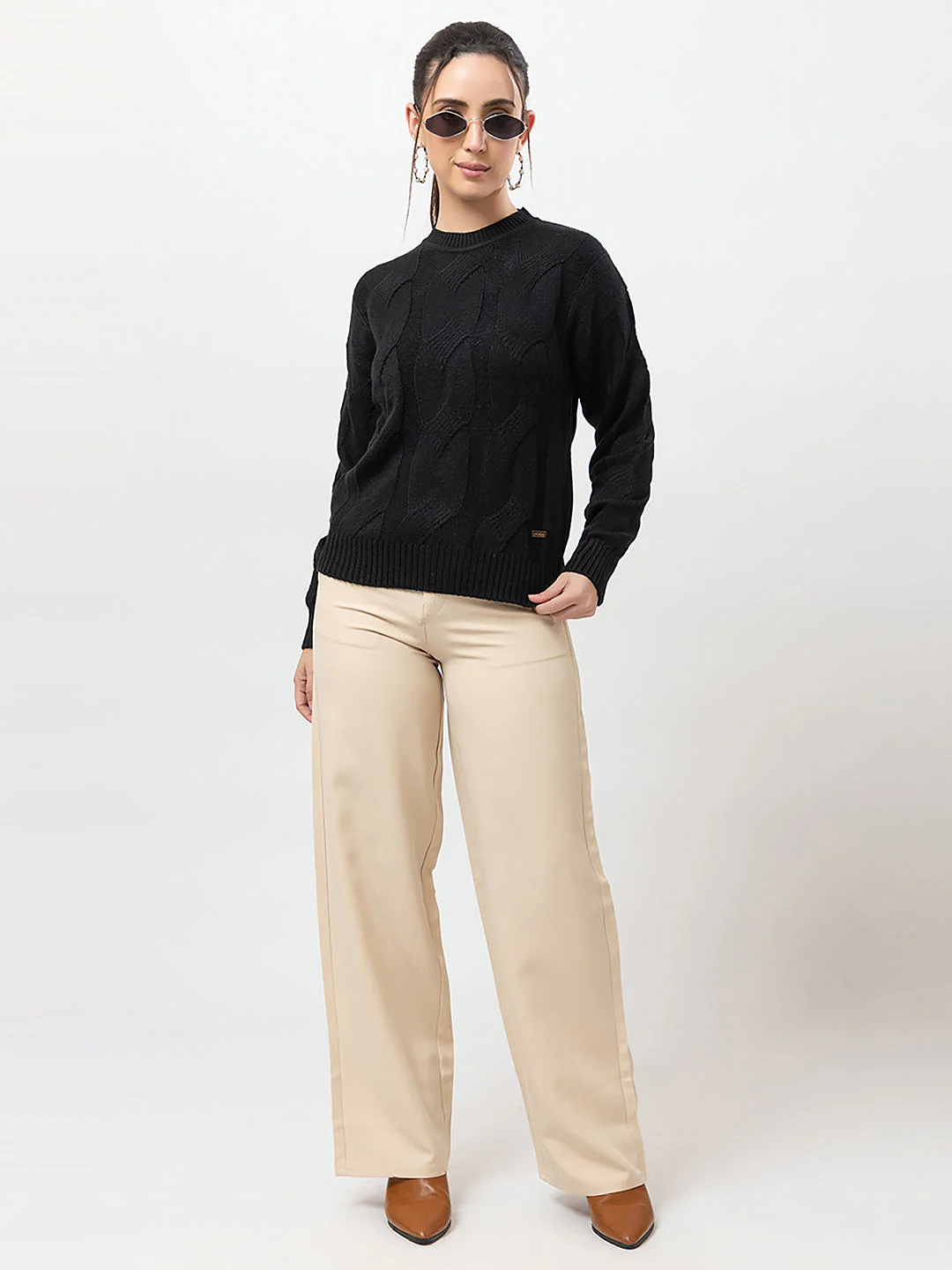 Women's Cozy Cable-Knit Sweater - Image 3