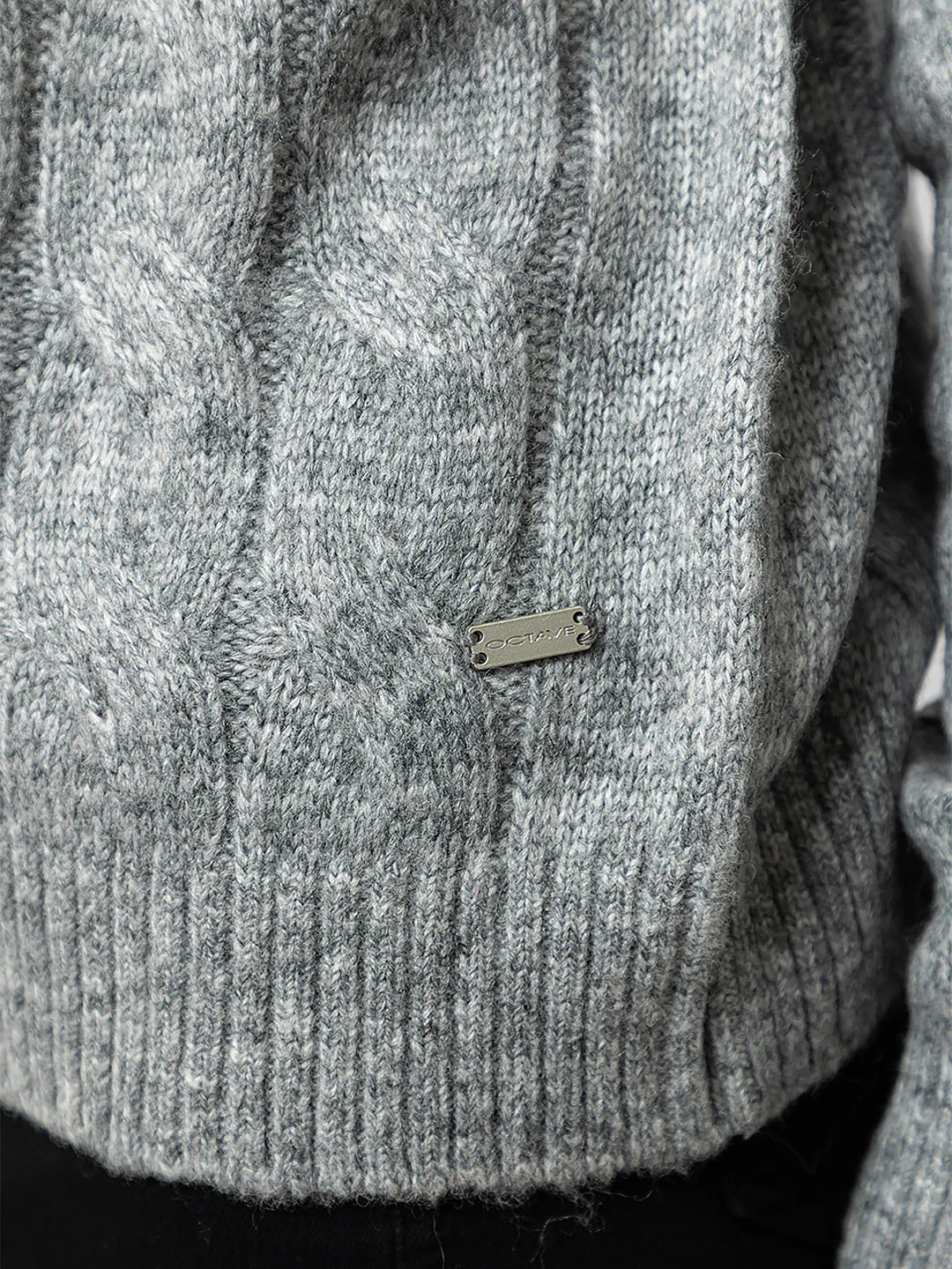 Women's Cable-Knit Solid Cardigan - Image 4